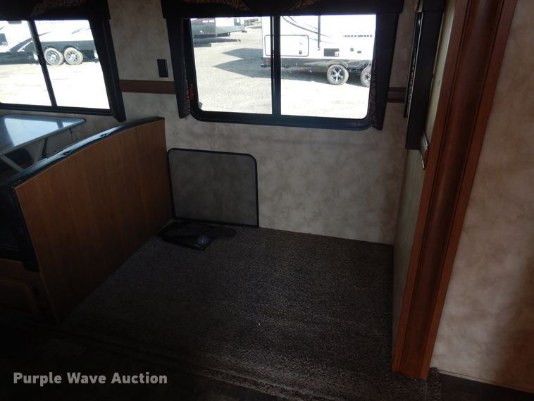 image for item DL6323 2015 CrossRoads Sunset Trail  camper