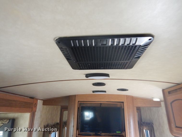 image for item DL6323 2015 CrossRoads Sunset Trail  camper