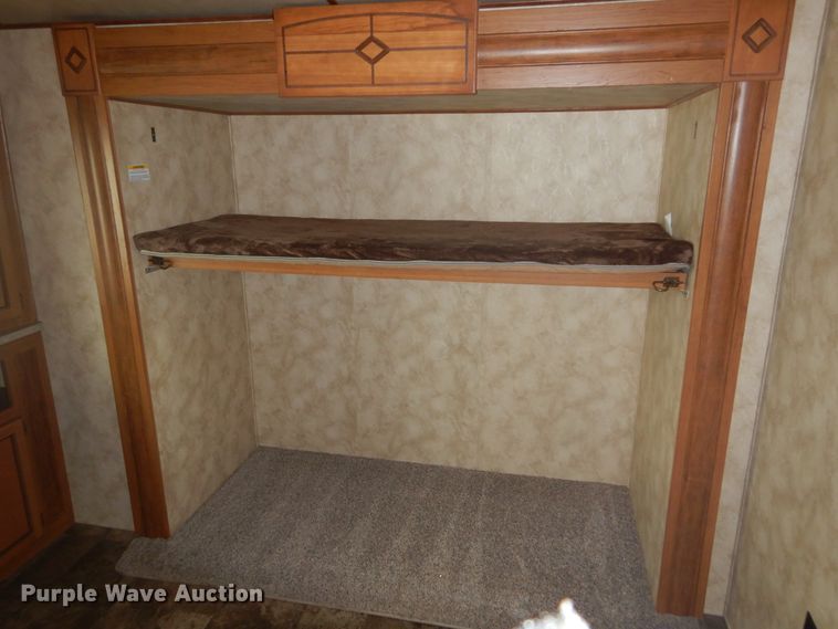 image for item DL6323 2015 CrossRoads Sunset Trail  camper