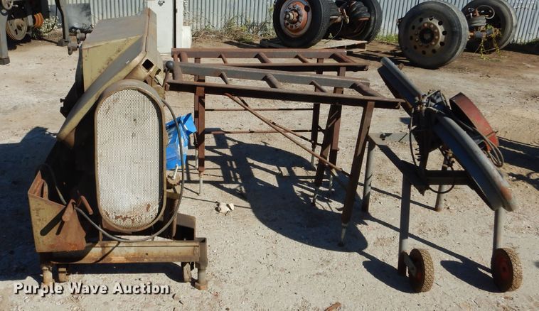 image for item DL6347 (2) band saws