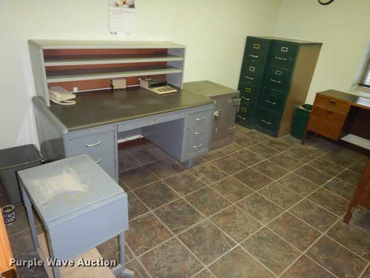 image for item DM5155 Office furniture