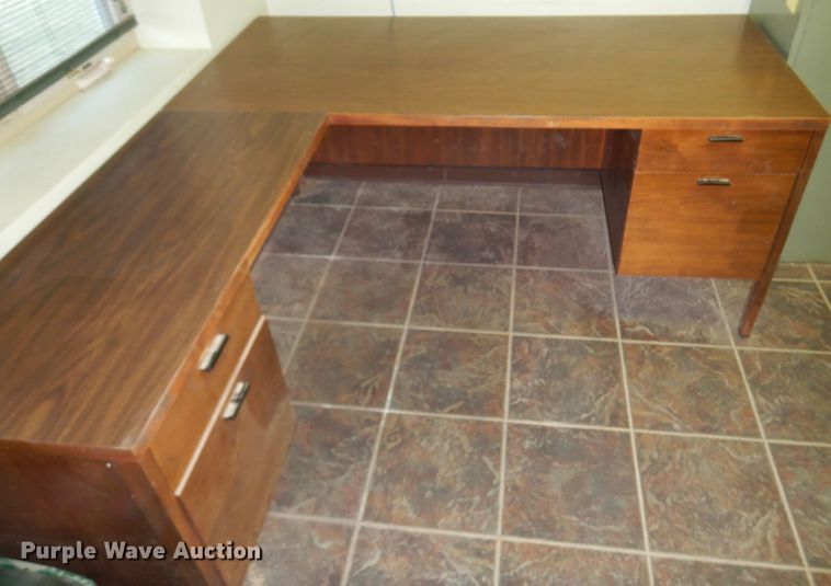 image for item DM5155 Office furniture