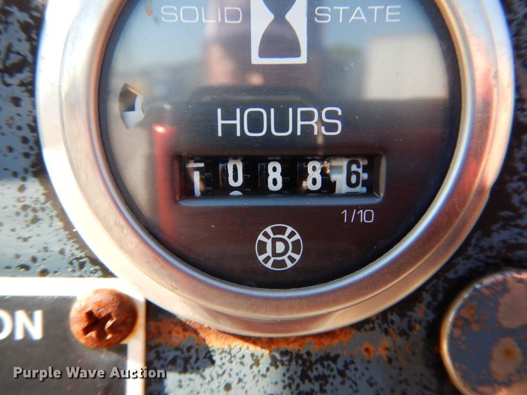 image for item DM6467 1969 Am General M810  brush fire truck