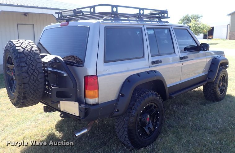 image for item DN2119 2001 Jeep Cherokee Sport  SUV