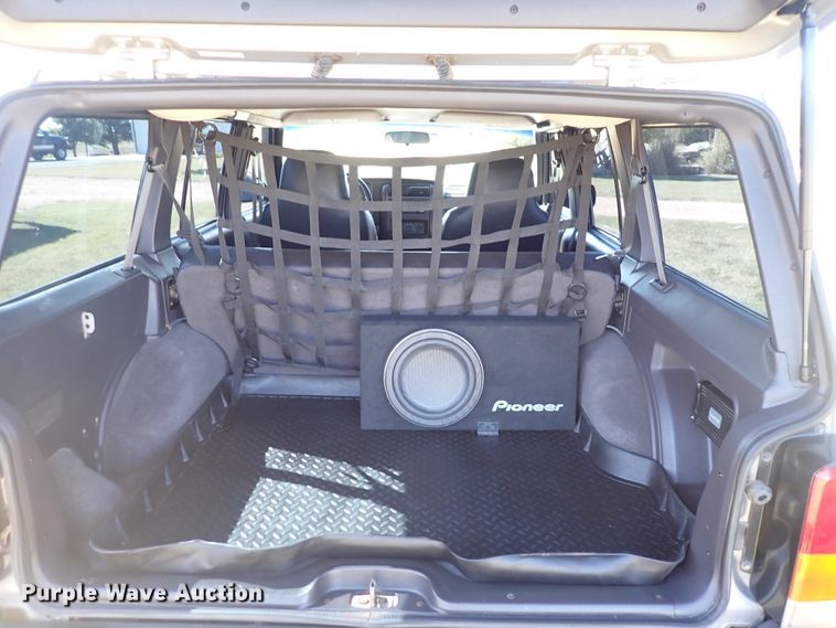 image for item DN2119 2001 Jeep Cherokee Sport  SUV