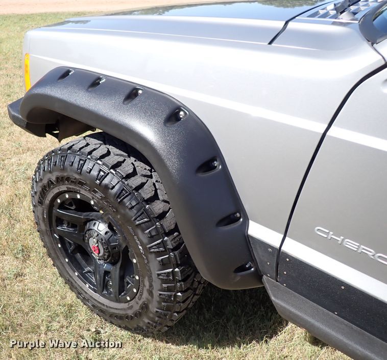 image for item DN2119 2001 Jeep Cherokee Sport  SUV