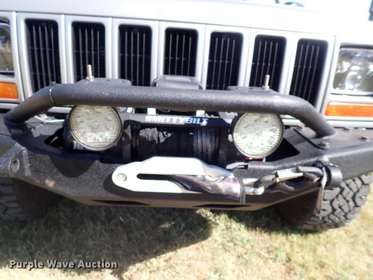 image for item DN2119 2001 Jeep Cherokee Sport  SUV