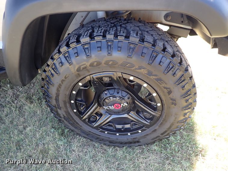 image for item DN2119 2001 Jeep Cherokee Sport  SUV