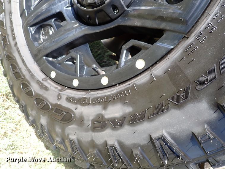 image for item DN2119 2001 Jeep Cherokee Sport  SUV