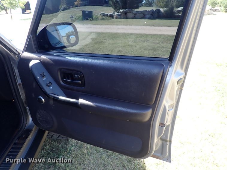 image for item DN2119 2001 Jeep Cherokee Sport  SUV