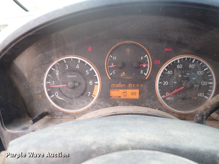 image for item DN2132 2009 Nissan Titan  King Cab pickup truck