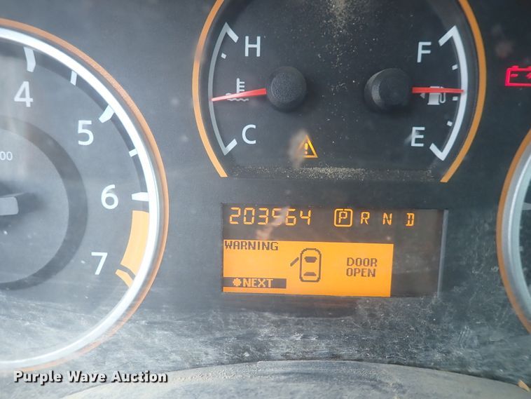 image for item DN2132 2009 Nissan Titan  King Cab pickup truck