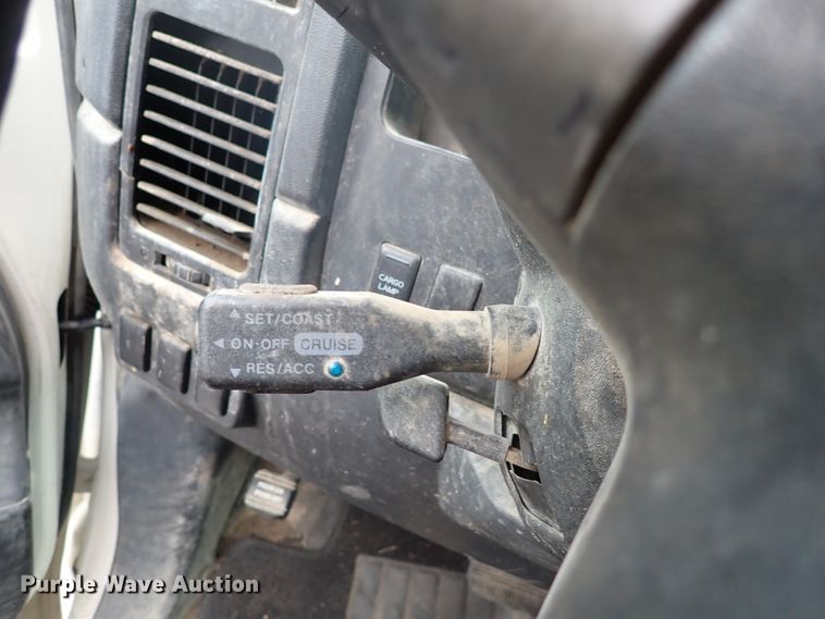 image for item DN2132 2009 Nissan Titan  King Cab pickup truck