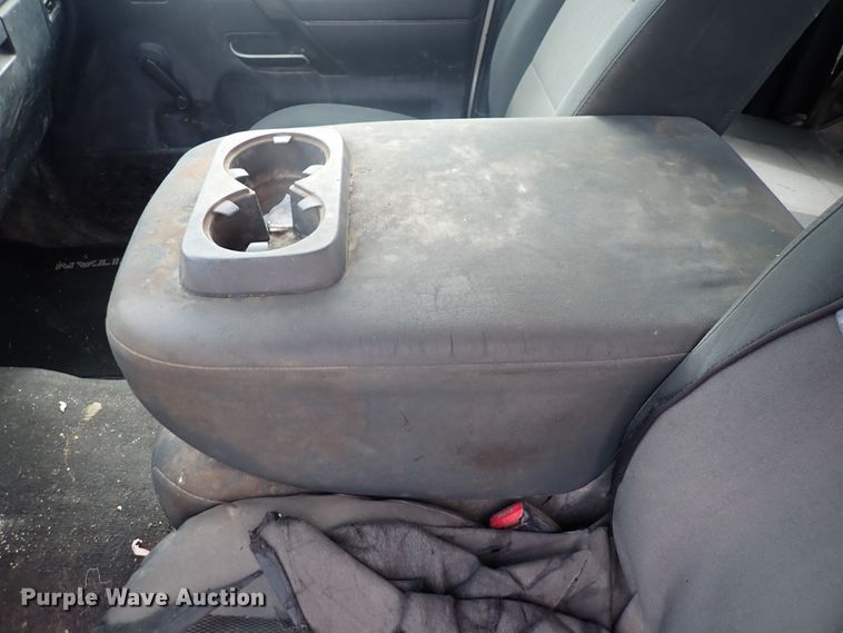 image for item DN2132 2009 Nissan Titan  King Cab pickup truck