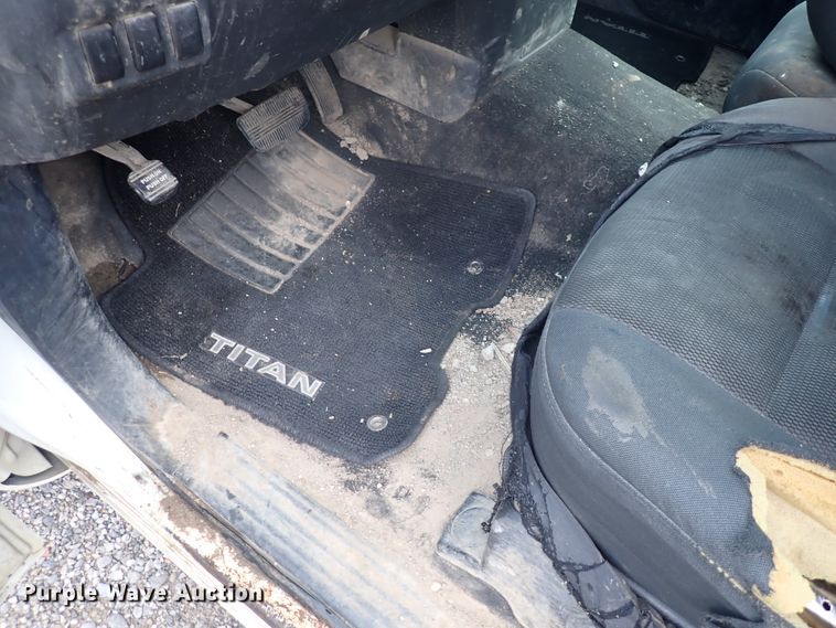 image for item DN2132 2009 Nissan Titan  King Cab pickup truck