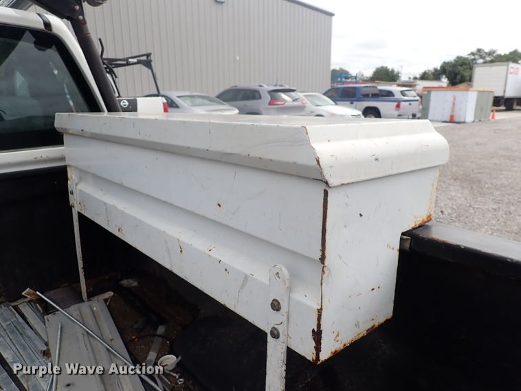 image for item DN2132 2009 Nissan Titan  King Cab pickup truck