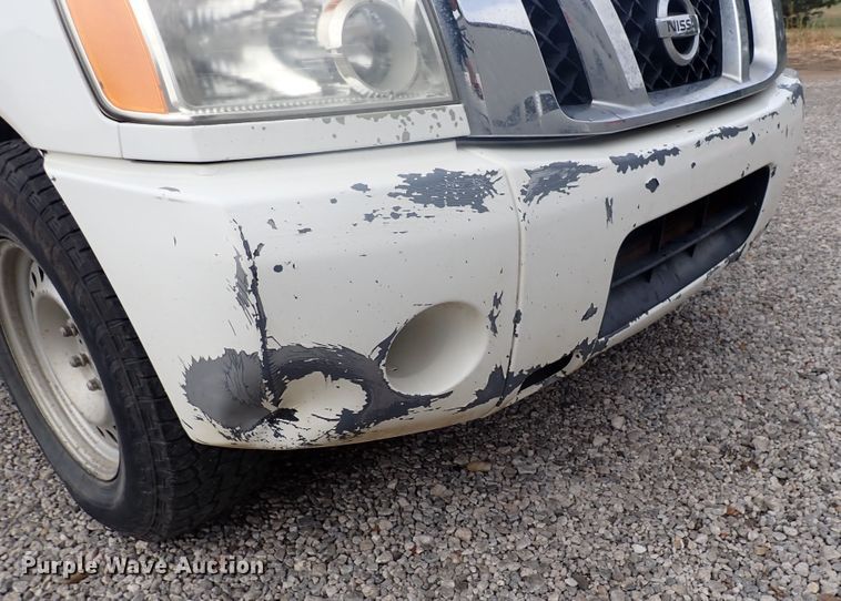 image for item DN2132 2009 Nissan Titan  King Cab pickup truck