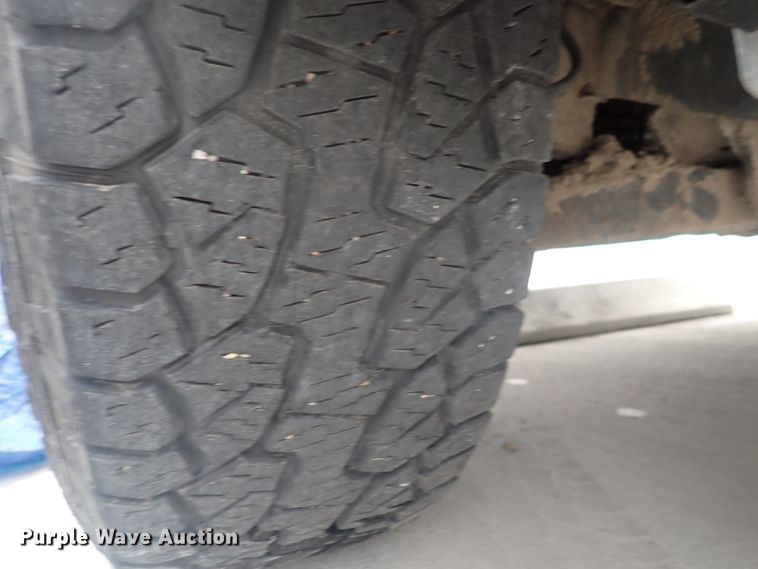 image for item DN2132 2009 Nissan Titan  King Cab pickup truck