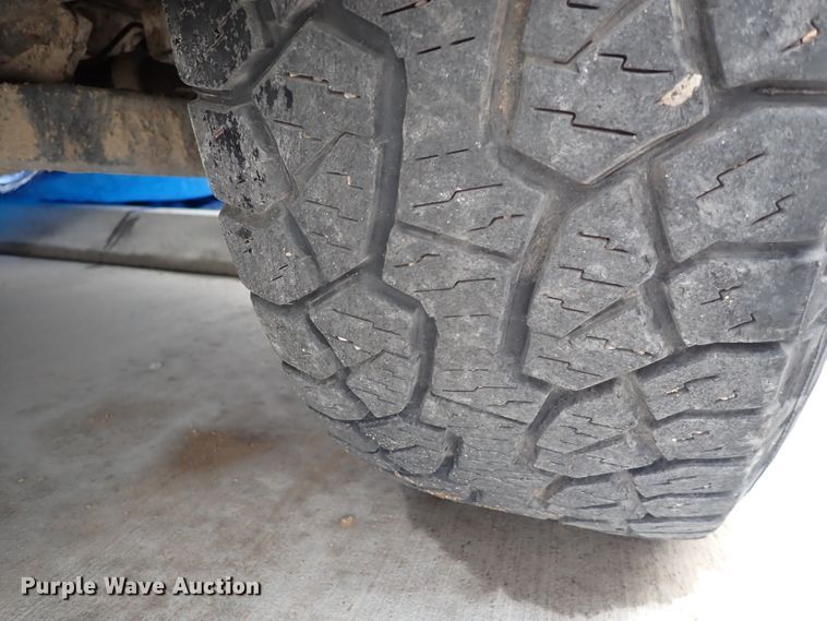 image for item DN2132 2009 Nissan Titan  King Cab pickup truck