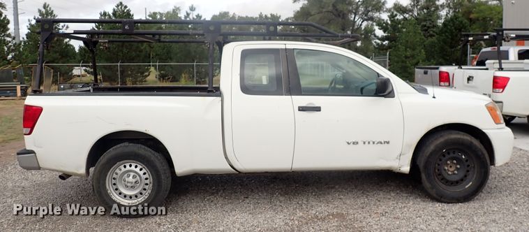 image for item DN2133 2009 Nissan Titan  King Cab pickup truck