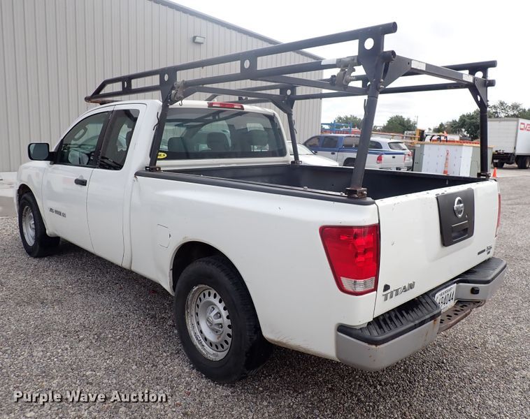 image for item DN2133 2009 Nissan Titan  King Cab pickup truck