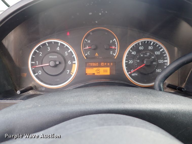 image for item DN2133 2009 Nissan Titan  King Cab pickup truck