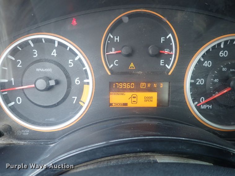 image for item DN2133 2009 Nissan Titan  King Cab pickup truck