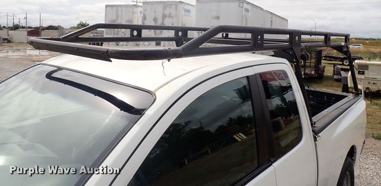 image for item DN2133 2009 Nissan Titan  King Cab pickup truck