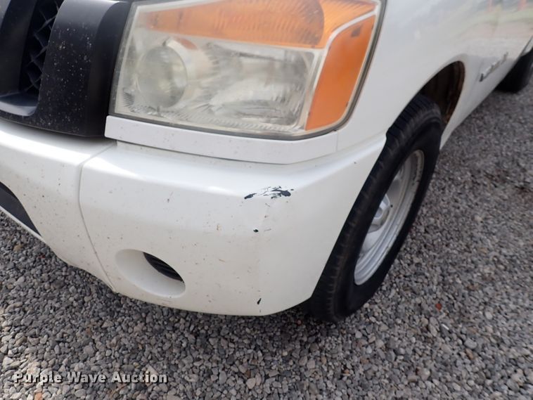 image for item DN2133 2009 Nissan Titan  King Cab pickup truck