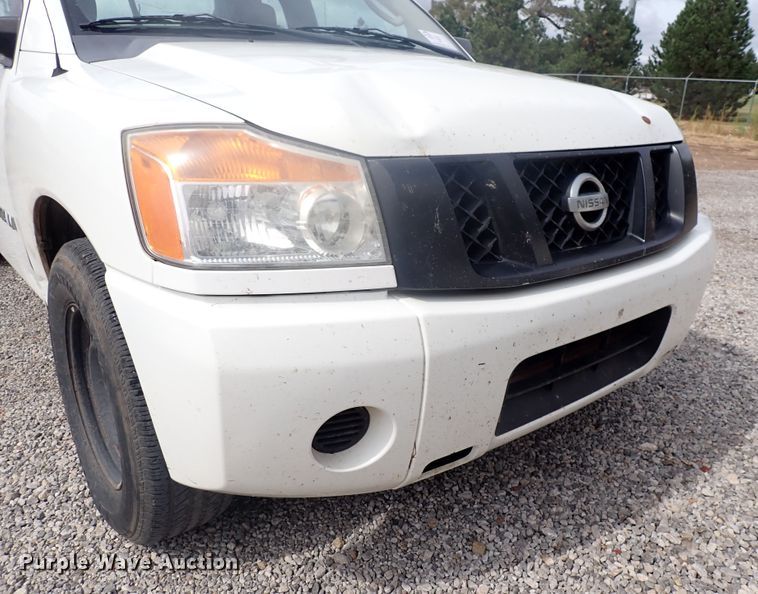 image for item DN2133 2009 Nissan Titan  King Cab pickup truck