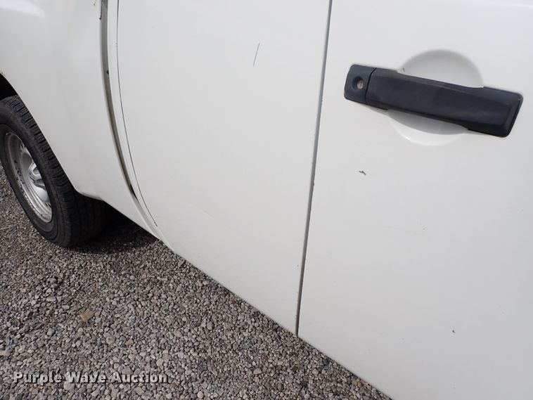 image for item DN2133 2009 Nissan Titan  King Cab pickup truck