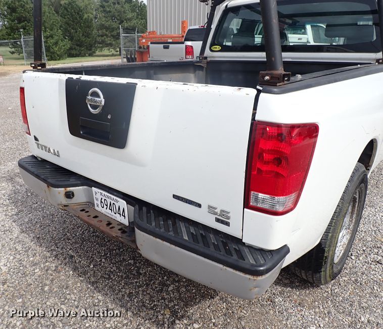 image for item DN2133 2009 Nissan Titan  King Cab pickup truck