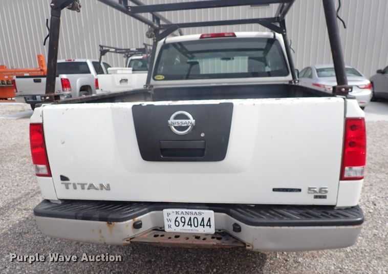 image for item DN2133 2009 Nissan Titan  King Cab pickup truck