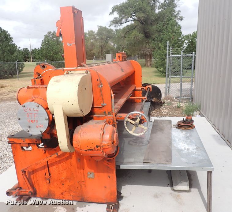 image for item DN2135 Cincinnati 1010 shear