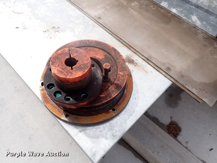 image for item DN2135 Cincinnati 1010 shear