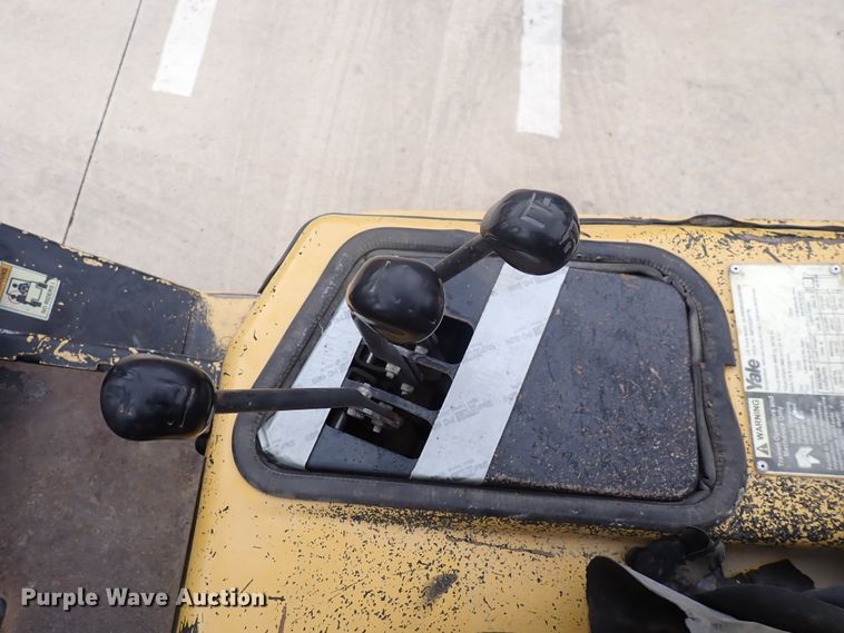 image for item DN2137 Yale GLP050RGEUAE084  forklift