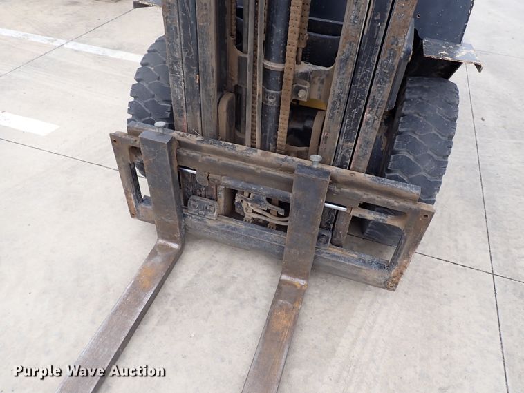 image for item DN2137 Yale GLP050RGEUAE084  forklift