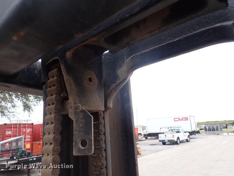 image for item DN2137 Yale GLP050RGEUAE084  forklift