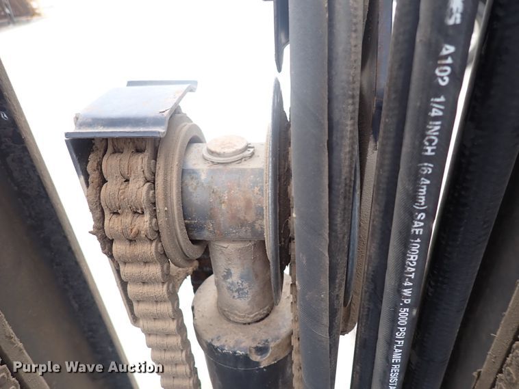 image for item DN2137 Yale GLP050RGEUAE084  forklift