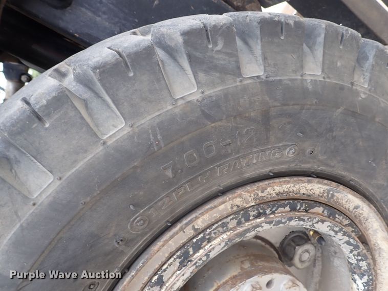 image for item DN2137 Yale GLP050RGEUAE084  forklift