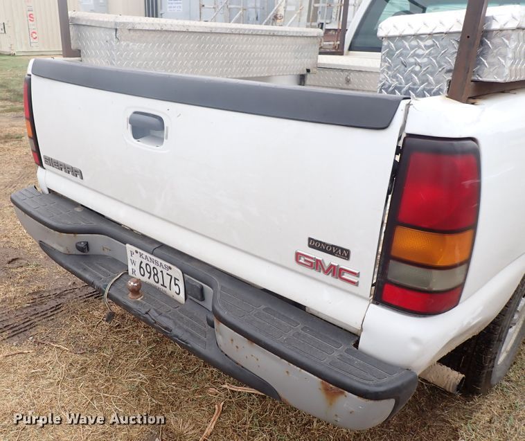 image for item DN2139 2006 GMC Sierra 1500  pickup truck