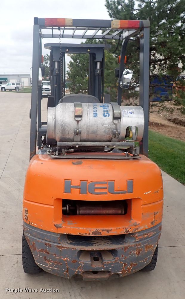 image for item DN2140 Heli CPYD25-TY5  forklift