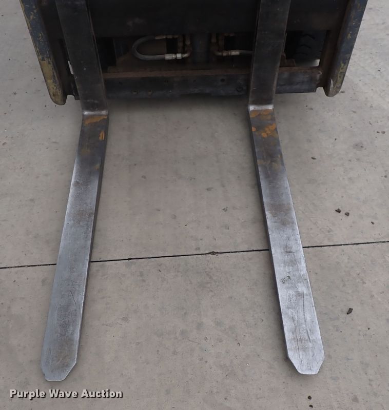 image for item DN2140 Heli CPYD25-TY5  forklift