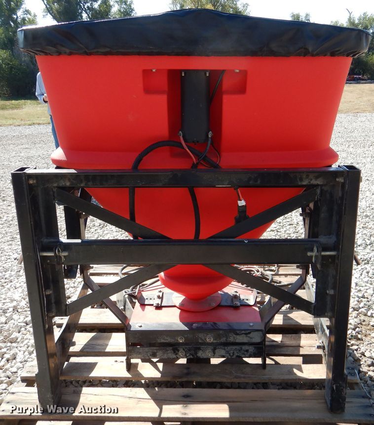 image for item DN5246 Western Pro Flo  12" W salt spreader