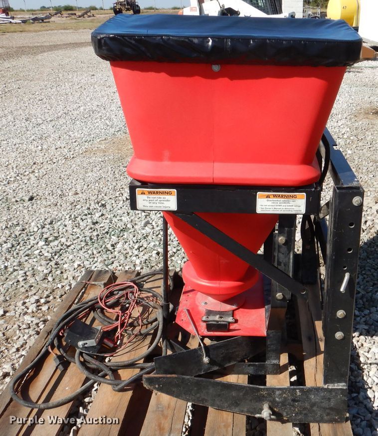 image for item DN5246 Western Pro Flo  12" W salt spreader