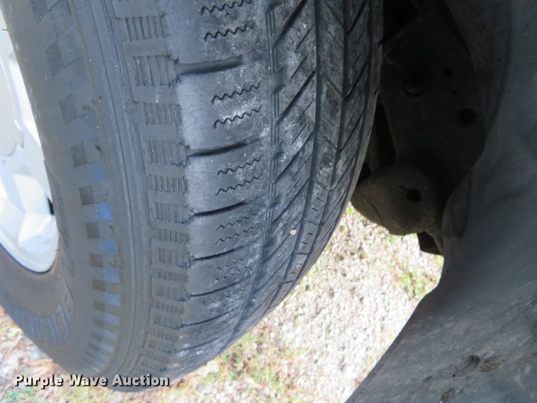 image for item DN5995 2004 GMC Sierra 1500  Ext. Cab pickup truck