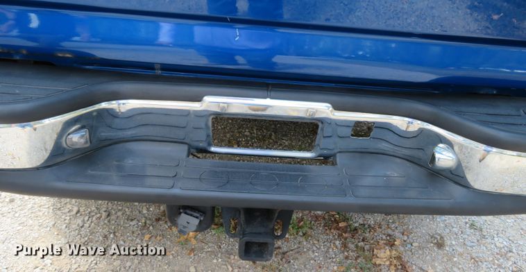 image for item DN5995 2004 GMC Sierra 1500  Ext. Cab pickup truck