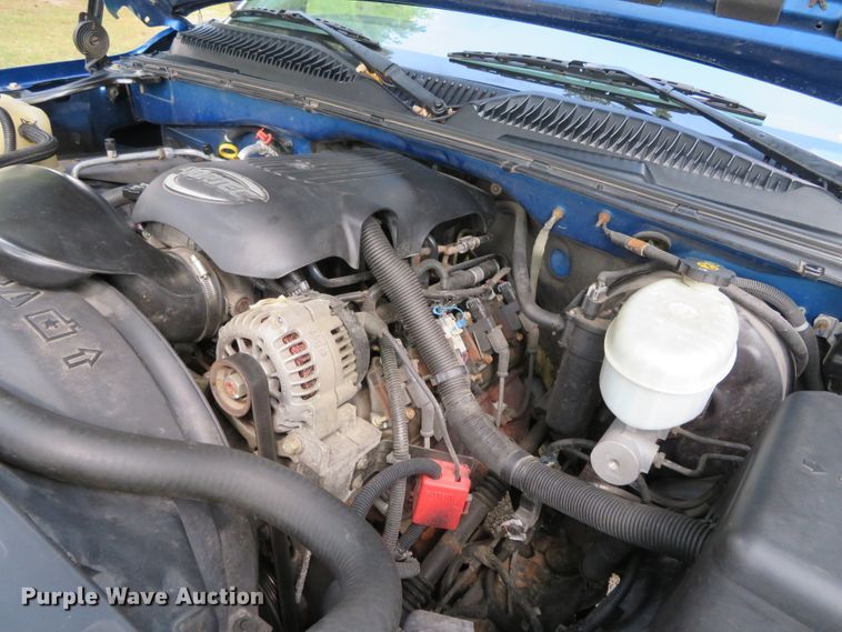 image for item DN5995 2004 GMC Sierra 1500  Ext. Cab pickup truck