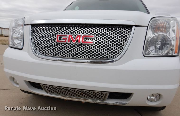 image for item EV9344 2007 GMC Yukon XL  SUV