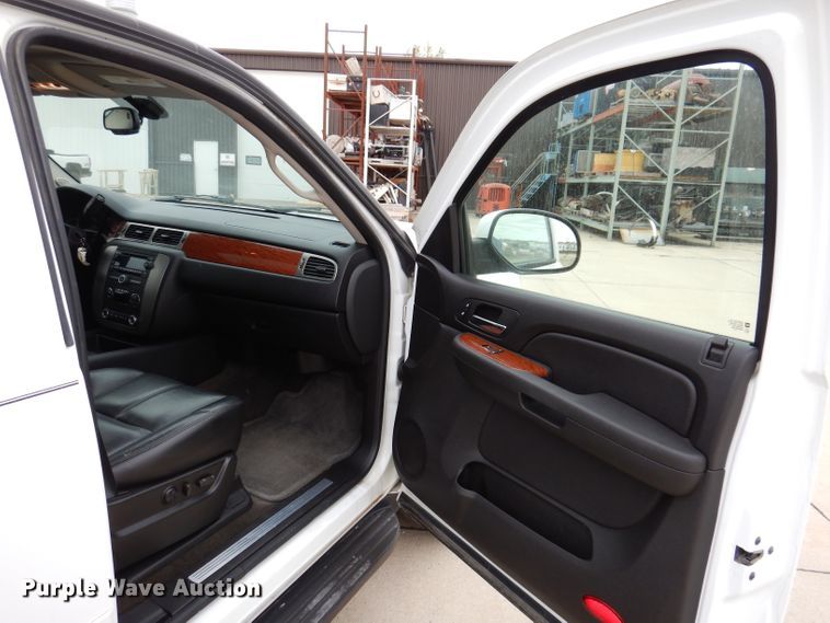 image for item EV9344 2007 GMC Yukon XL  SUV